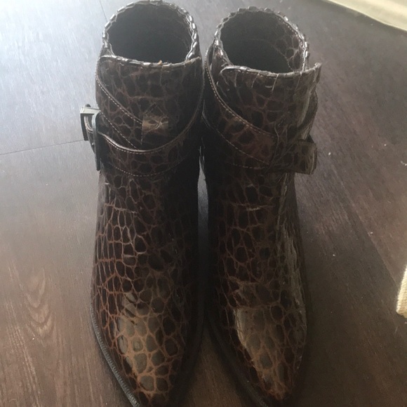 Dingo Patent Leather Crocodile Ankle Boots 6.5M - Picture 5 of 7